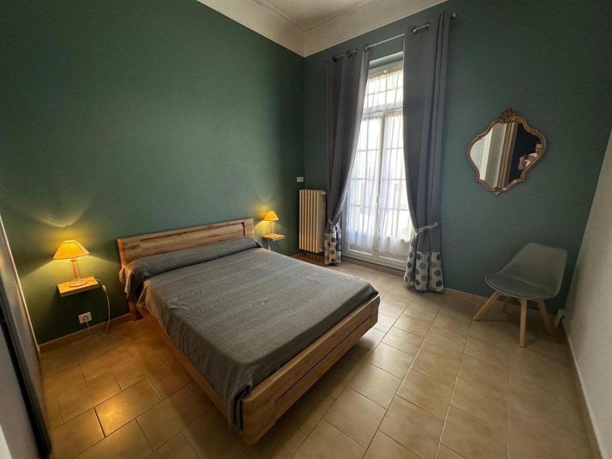 Appartement 4 A 8 Personnes, Spacieux De Standing Classe 4 Etoiles Nîmes Eksteriør billede