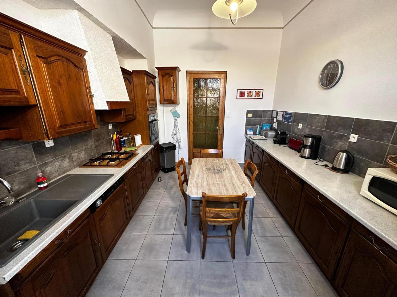 Appartement 4 A 8 Personnes, Spacieux De Standing Classe 4 Etoiles Nîmes Eksteriør billede