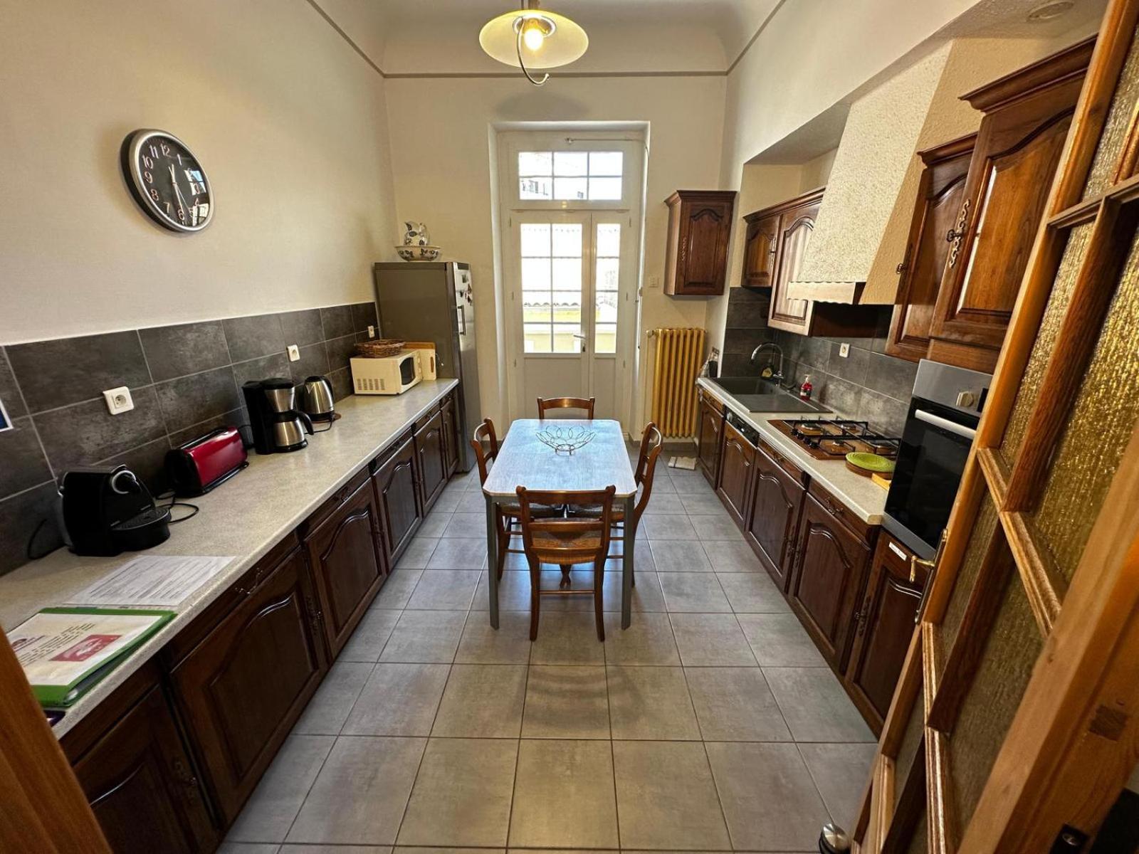 Appartement 4 A 8 Personnes, Spacieux De Standing Classe 4 Etoiles Nîmes Eksteriør billede